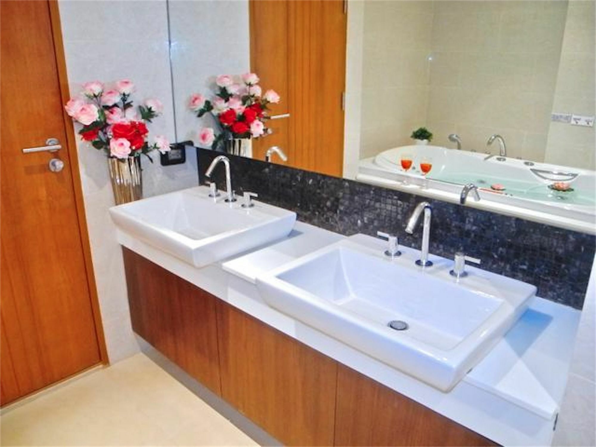 The Privilege Residence : 1 Bedroom Apartment In Patong Ngoại thất bức ảnh